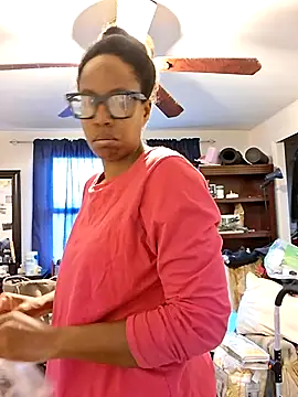 madamsensuale online show from 27, 10, 2025