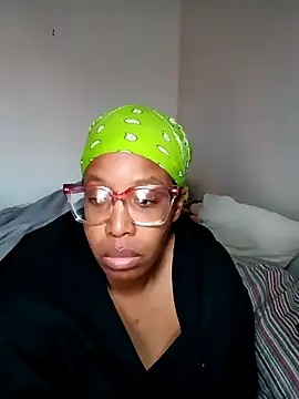 madamsensuale online show from 4, 1, 2025