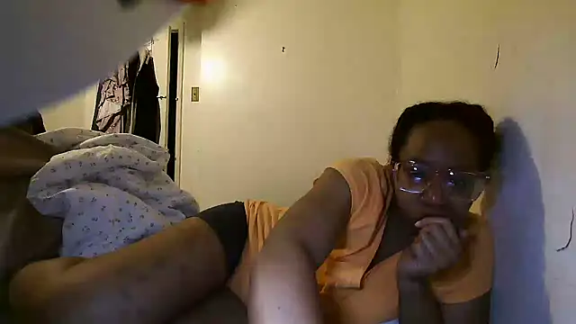 madamsensuale online show from 6, 3, 2025