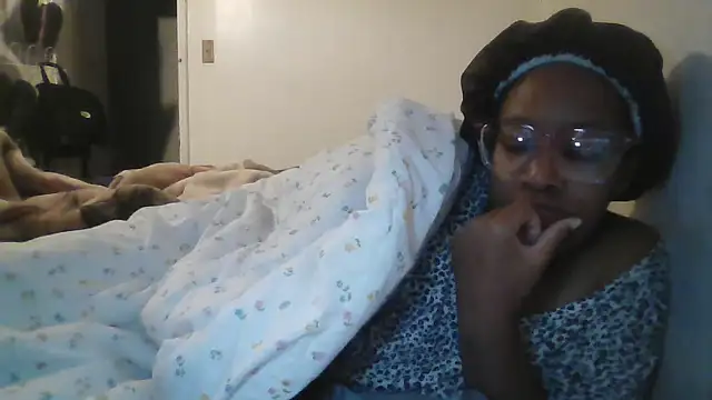 madamsensuale online show from 8, 12, 2024