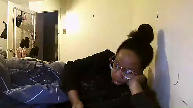 madamsensuale online show from 14, 3, 2025