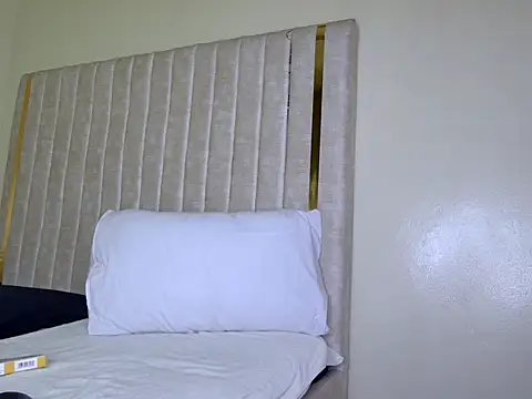 prety lily online show from 25, 9, 2025