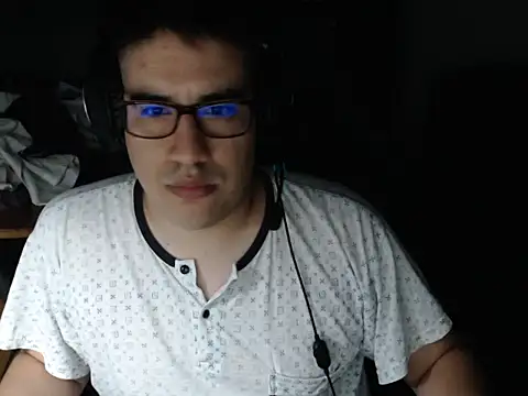 thealfawolf01 online show from 18, 3, 2025