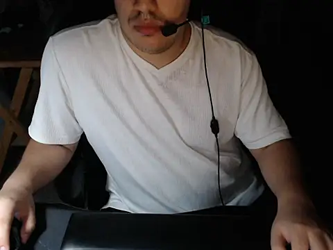 thealfawolf01 online show from 23, 3, 2025