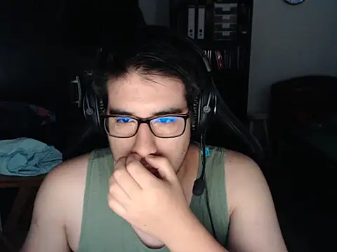 thealfawolf01 online show from 16, 3, 2025