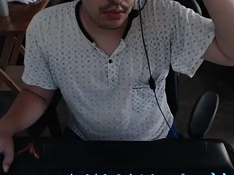 thealfawolf01 online show from 26, 1, 2025