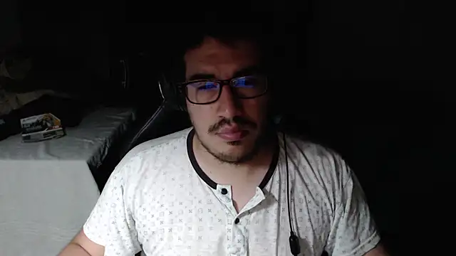 thealfawolf01 online show from 14, 10, 2025