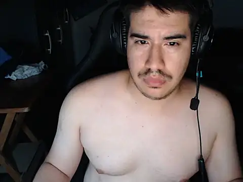 thealfawolf01 online show from 4, 2, 2025