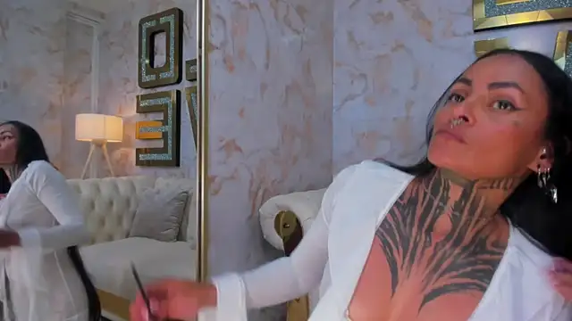 hanna slut  online show from 23, 10, 2025