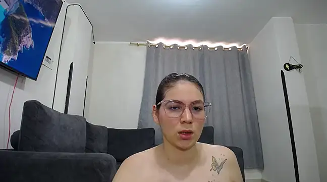 julianamorant online show from 22, 3, 2025