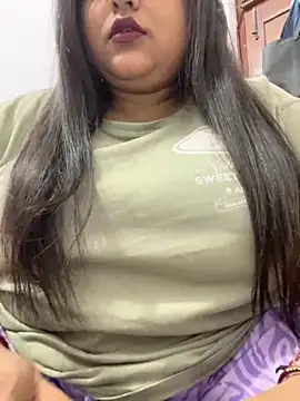 smile pretty online show from 11, 9, 2025