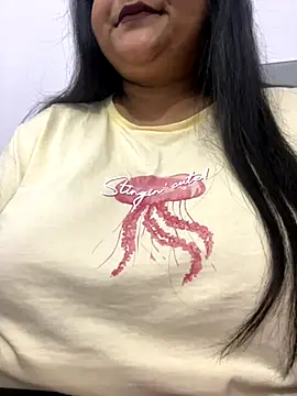 smile pretty online show from 25, 9, 2025