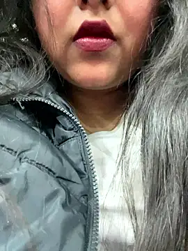 smile pretty online show from 14, 1, 2026