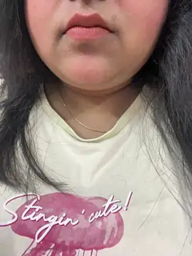 smile pretty online show from 10, 2, 2026