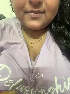 smile pretty online show from 16, 1, 2025