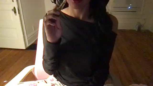 Snapshot of loveofbea chatting on 10, 2, 2026 loveofbea online show from 10, 2, 2026