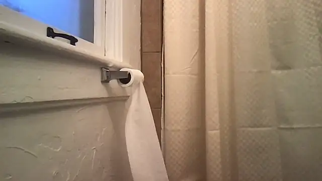 Snapshot of loveofbea chatting on 11, 9, 2025 loveofbea online show from 11, 9, 2025