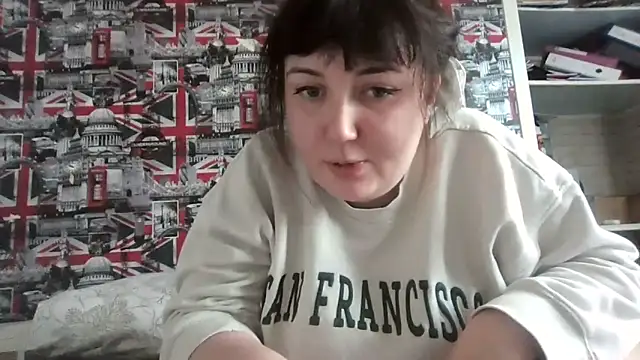 Lynylou online show from 1, 11, 2025