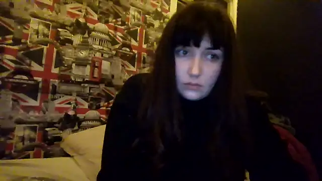 Lynylou online show from 3, 12, 2025