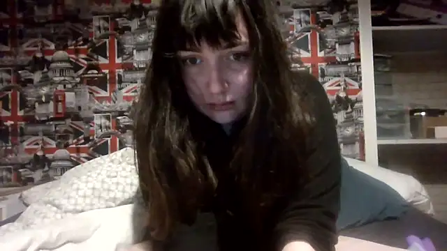 Lynylou online show from 28, 10, 2025