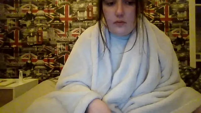 Lynylou online show from 30, 11, 2025