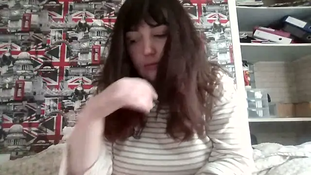 Lynylou online show from 3, 11, 2025