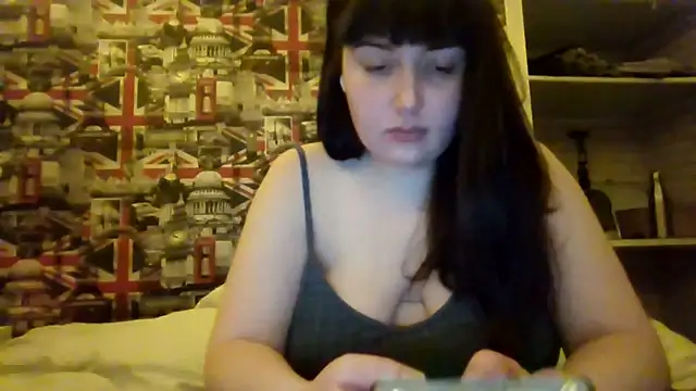 Lynylou online show from 21, 12, 2025