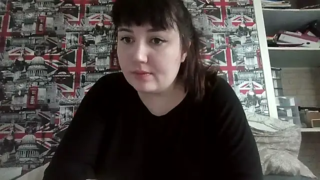 Lynylou online show from 24, 10, 2025