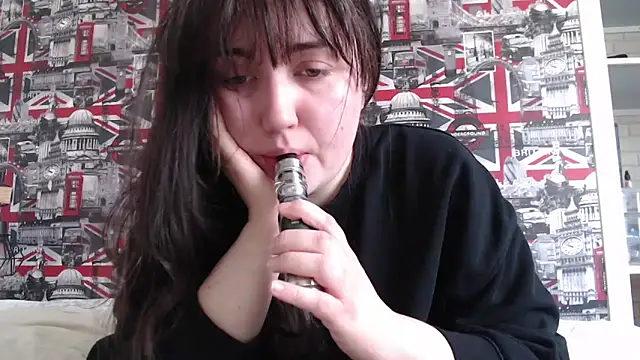 Lynylou online show from 24, 3, 2026