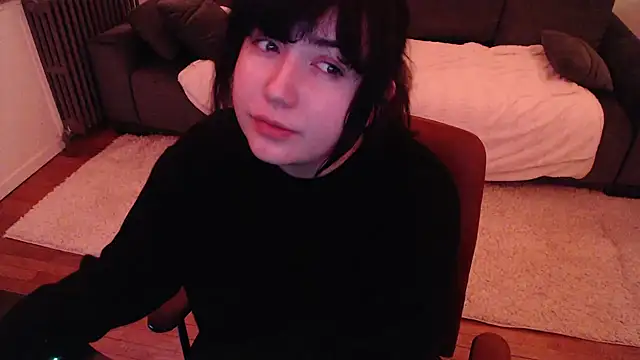 Lynylou online show from 27, 1, 2025