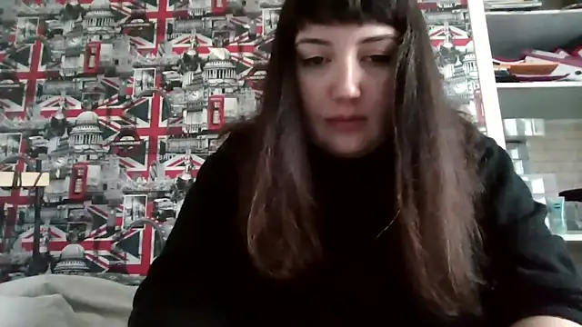 Lynylou online show from 8, 10, 2025