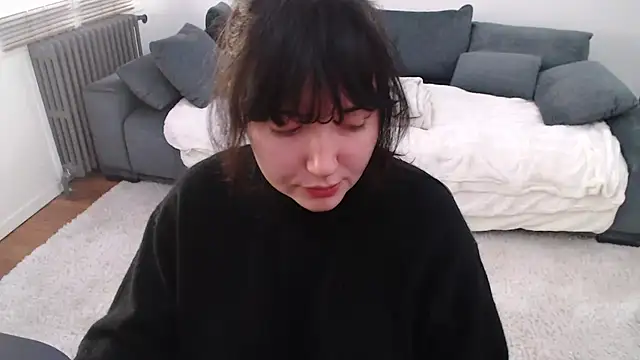 Lynylou online show from 23, 2, 2025