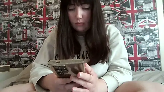 Lynylou online show from 27, 11, 2025