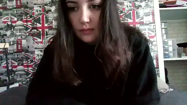 Lynylou online show from 10, 10, 2025