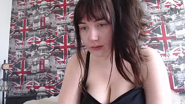 Lynylou online show from 20, 2, 2026