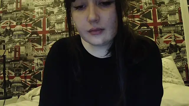 Lynylou online show from 25, 3, 2026