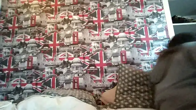 Lynylou online show from 3, 12, 2025