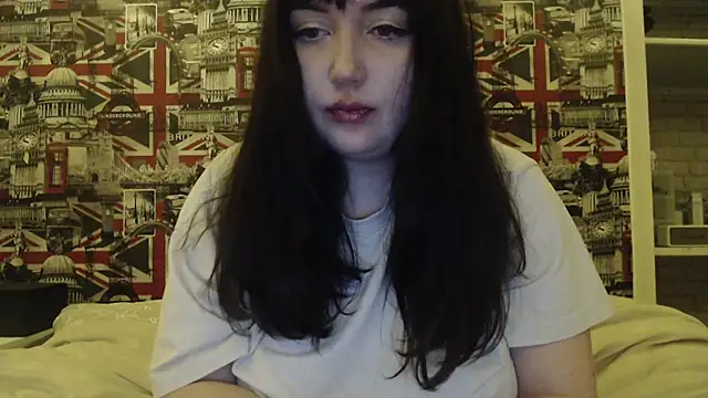 Lynylou online show from 17, 2, 2026