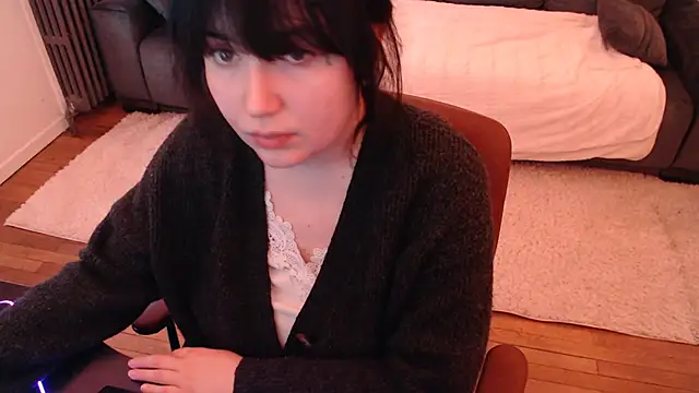 Lynylou online show from 26, 1, 2025