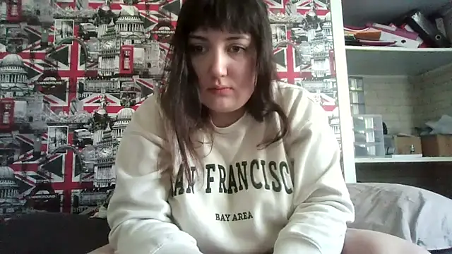 Lynylou online show from 12, 10, 2025