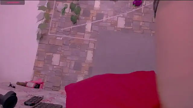 CrazyRousex online show from 9, 1, 2026