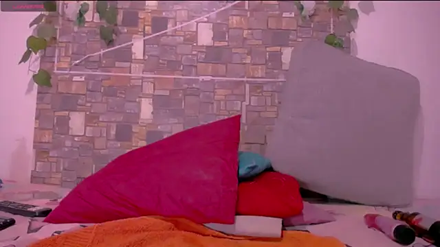 CrazyRousex online show from 9, 3, 2026