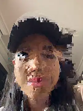 Snapshot of paula__cruzz chatting on 12, 11, 2025 paula cruzz online show from 12, 11, 2025