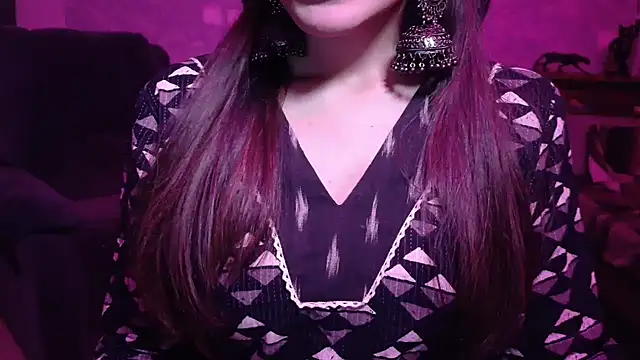 MidnightFlame online show from 2, 10, 2025