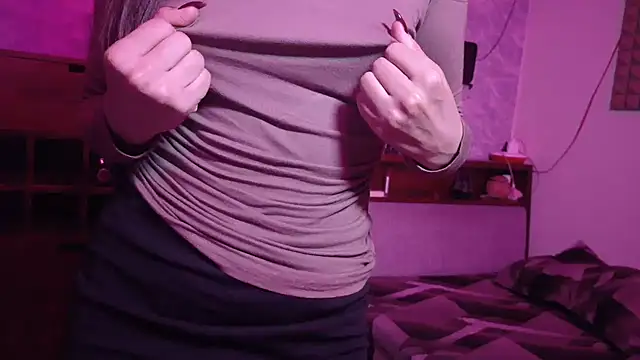 MidnightFlame online show from 11, 10, 2025