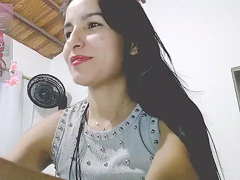 tifany19  online show from 2, 11, 2025