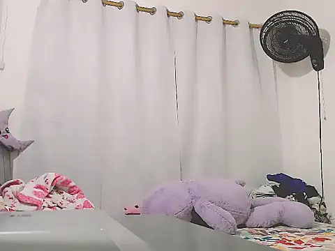 tifany19  online show from 23, 11, 2025