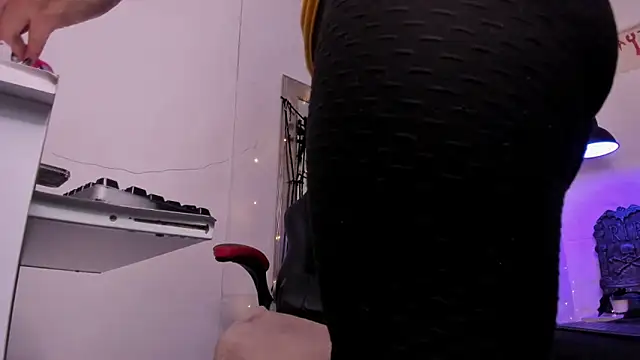 Snapshot of angel_hardy_dl chatting on 27, 10, 2025 angel hardy dl online show from 27, 10, 2025