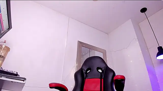 Snapshot of angel_hardy_dl chatting on 18, 11, 2025 angel hardy dl online show from 18, 11, 2025