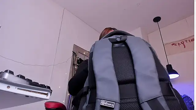 Snapshot of angel_hardy_dl chatting on 10, 10, 2025 angel hardy dl online show from 10, 10, 2025